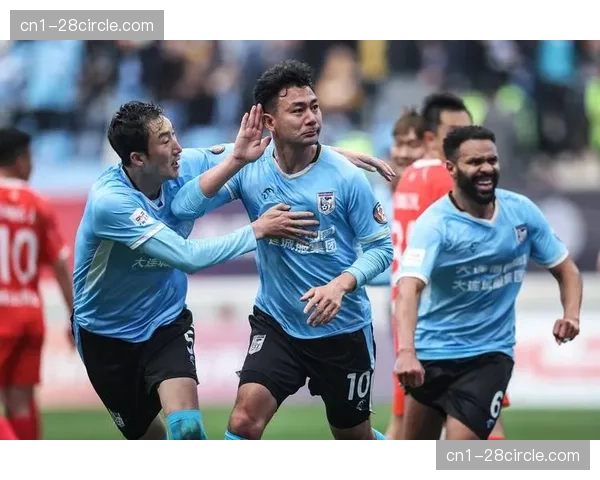 升班马防守组织见成效 团队协作能力挑战传统秩序